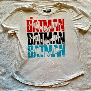 🌟DC COMICS- THE BATMAN: Juniors size T-Shirt Sz XL
